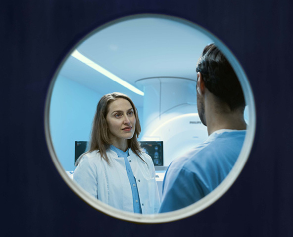 Health care professionals in the mri room